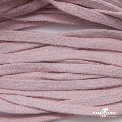 Шнур плетеный d-8 мм плоский, 70% хлопок 30% полиэстер, уп.85+/-1 м, цв.1019-св.розовый - купить в Калуге. Цена: 735 руб.